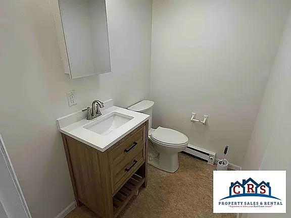 2 bed, 1.5 bath, 1138 sqft, $2,200 — Photo 3