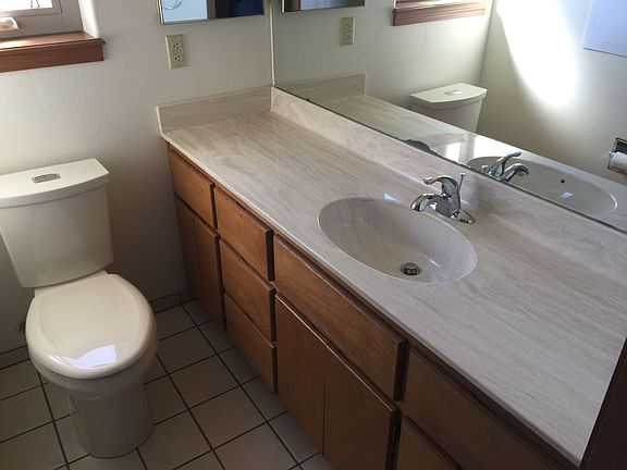 5th image of 3807 N Garden Ave