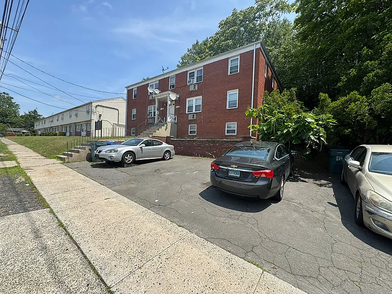 641 Newhall St #L1 — Photo 8