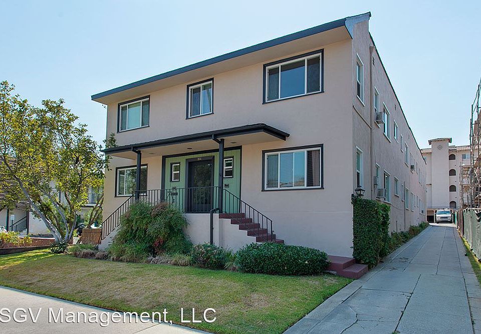 1st image of 211 El Molino Ave APT 2