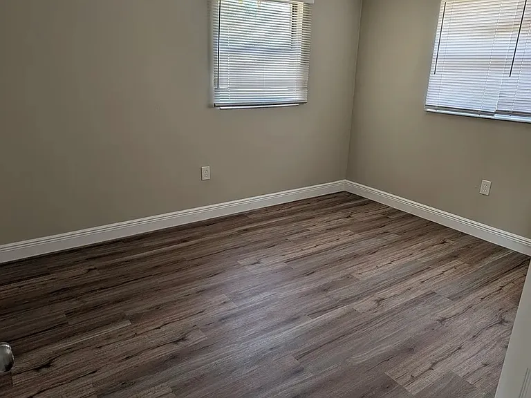192 Hillcrest Dr — Photo 6