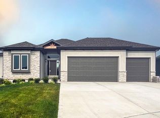 11292 S Red Bird St, Olathe, KS 66061