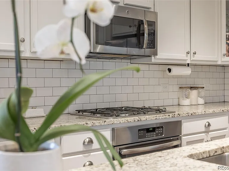 3793 Cadence Dr — Photo 17