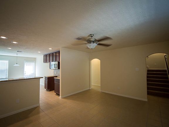 3rd image of 10818 Brittan Leaf Ln