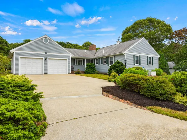 35 Clubhouse Drive, Pocasset, MA 02559