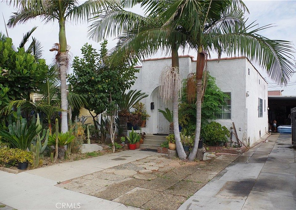1st image of 3855 W 115th St
