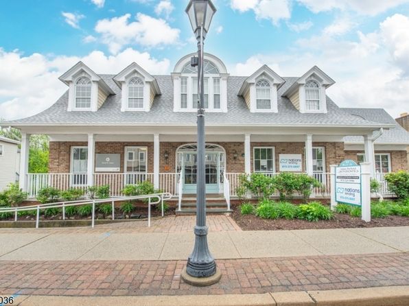 13 Main St APT 1