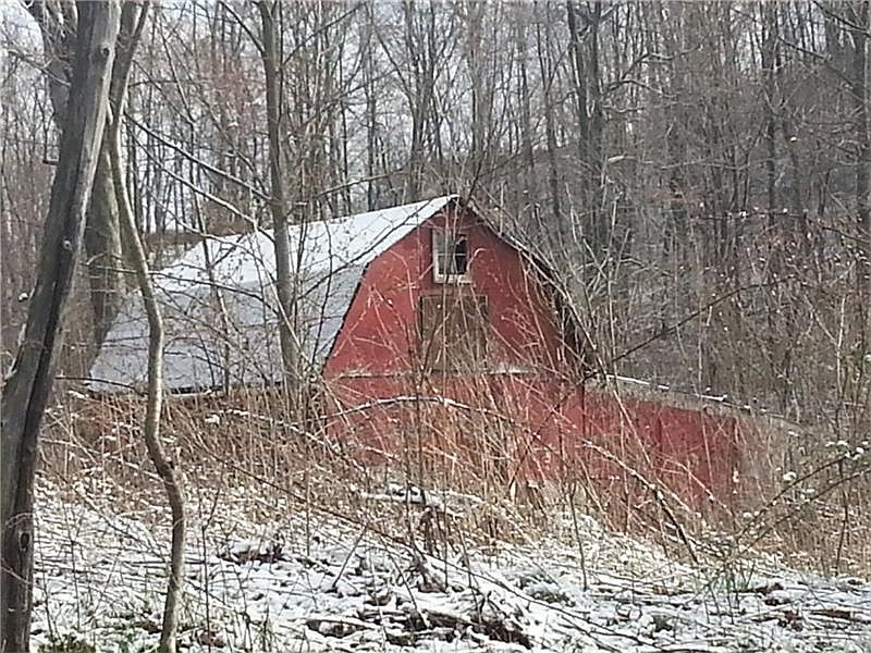 2nd image of 480 Grandview Rd