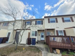 305 Essex Ct, Ventnor, NJ 08406