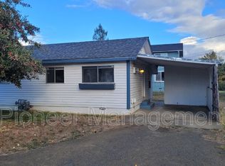 287 NW Civil Bend Ave, Winston, OR 97496
