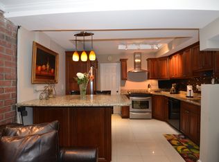 3252 Grace St NW #3252, Washington, DC 20007