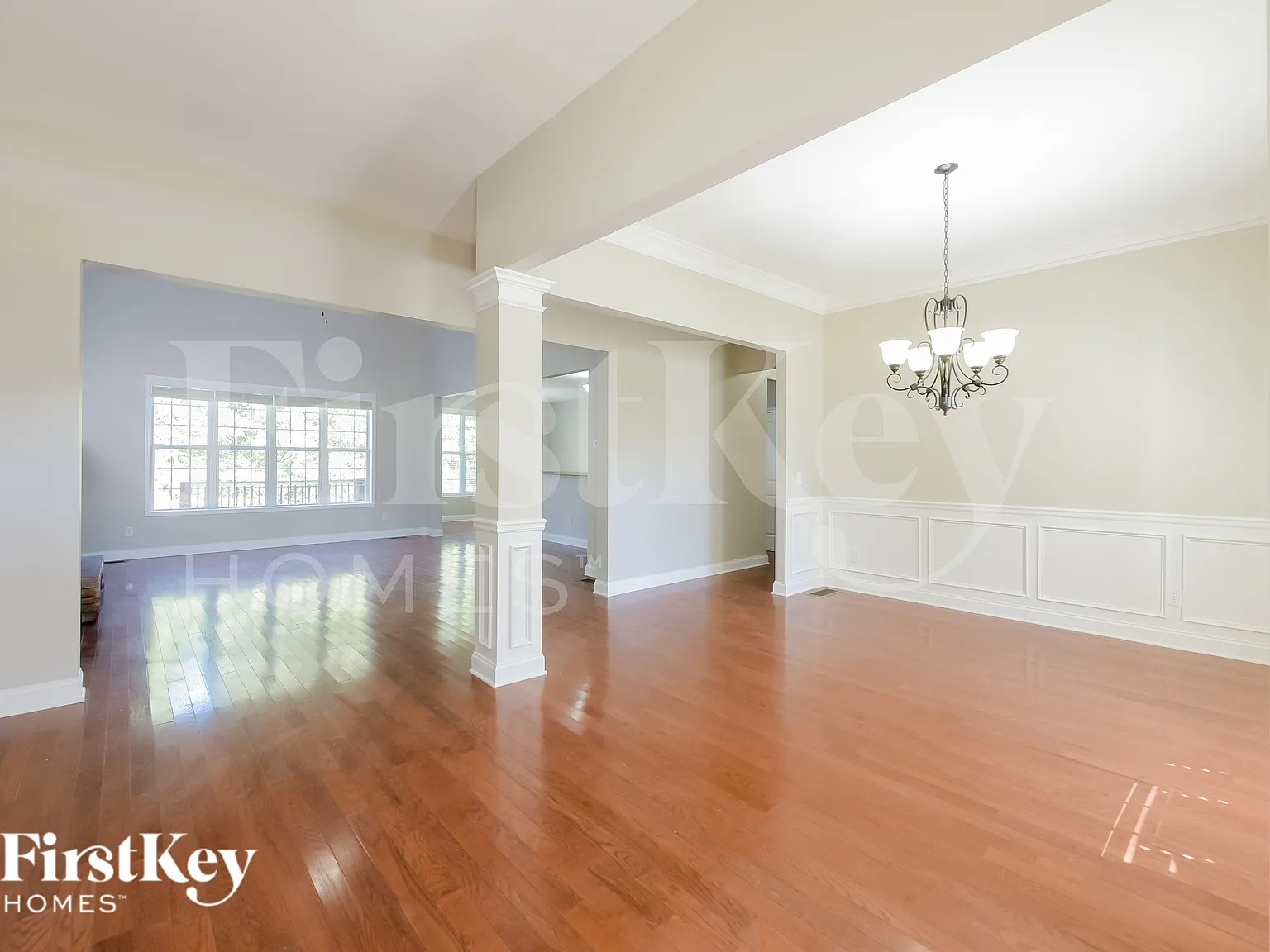 4 bed, 3.0 bath, 2333 sqft, $2,800 — Photo 4