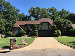 10100 Seven Oaks Rd, Fort Smith, AR 72908