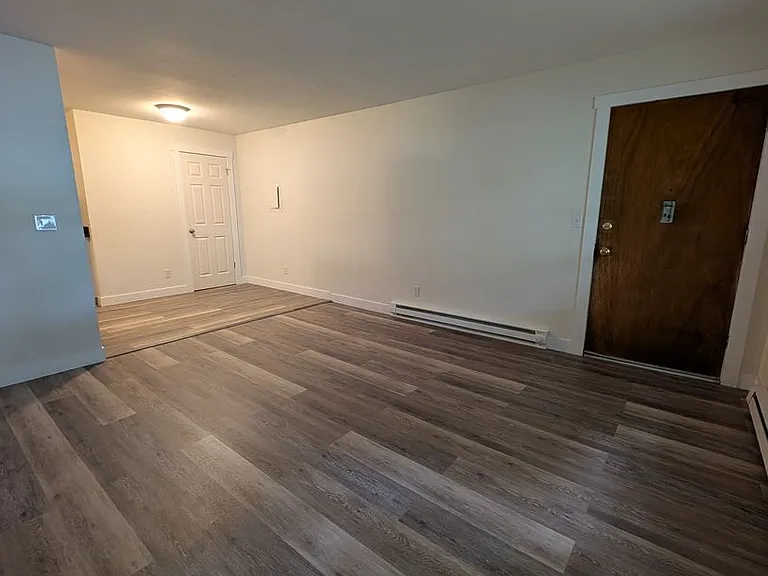 509 N Black Ave #1-8 — Photo 10