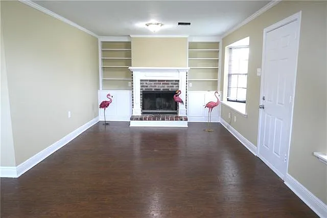 2200 Delaware Ave — Photo 6