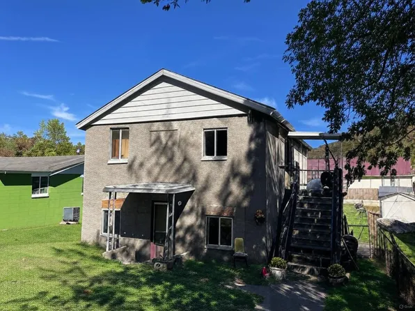 11642 Venable Ave, Chesapeake, WV 25315