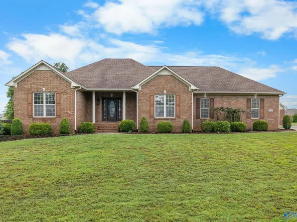 26385 Pepper Rd, Athens, AL 35613