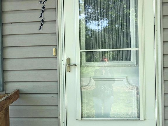 4th image of 511 Ravenwood Dr