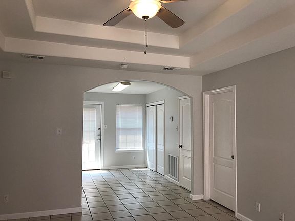 2nd image of 2408 Shasta Ave APT D