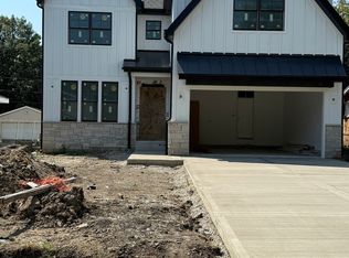 740 S Berkley Ave, Elmhurst, IL
