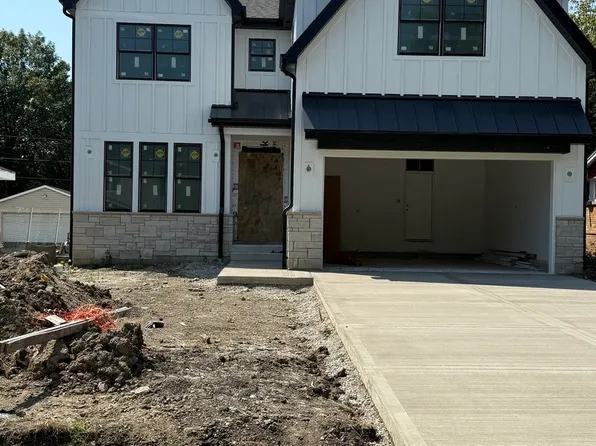 740 S Berkley Ave, Elmhurst, IL 60126