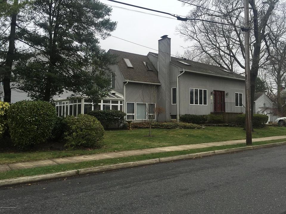 1st image of 617 Brooklyn Blvd