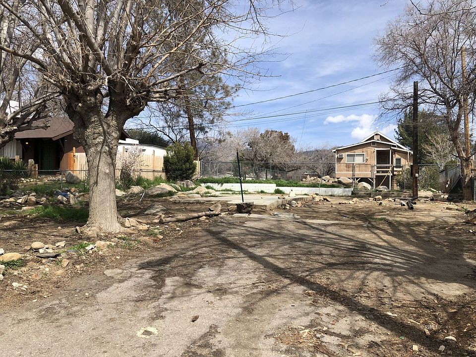 1st image of 112 Pinewood Dr