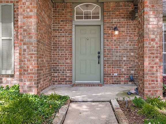 3rd image of 7000 Longo Dr