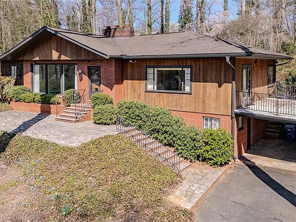 5th image of 129 Oaklawn Rd