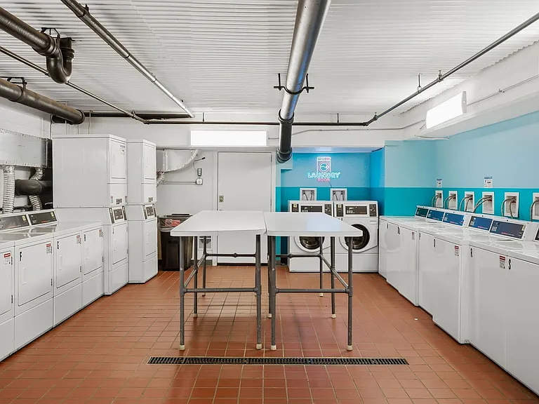 4180 Marine Terrace Apartments — Photo 49