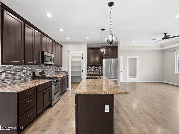 3rd image of 5774 N Buttermilk Cir