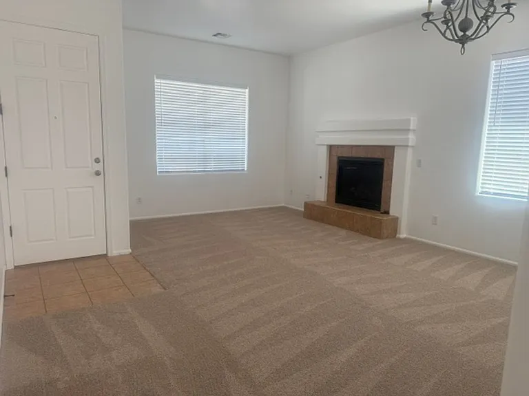 29630 W Fairmount Ave — Photo 6