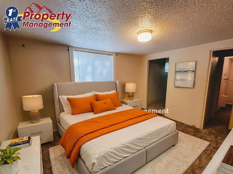 1102 N 7th St #2 — Photo 7