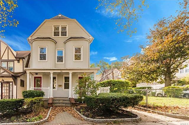 1st image of 74 Sherwood Ave