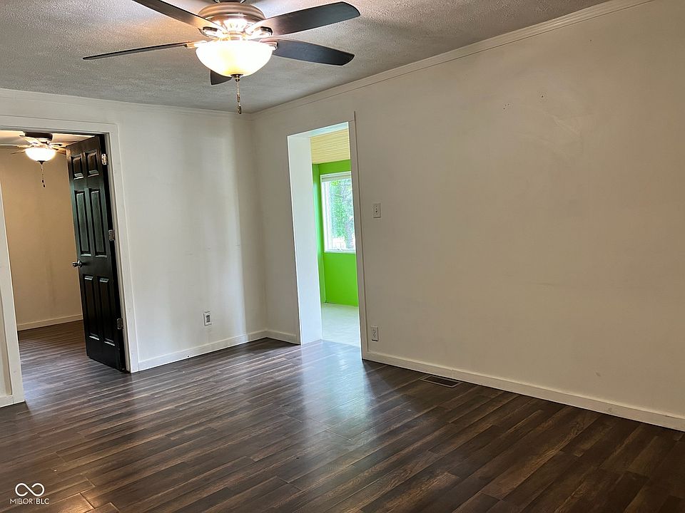 3323 W Graceland Ave W, West Terre Haute, IN 47885 Zillow