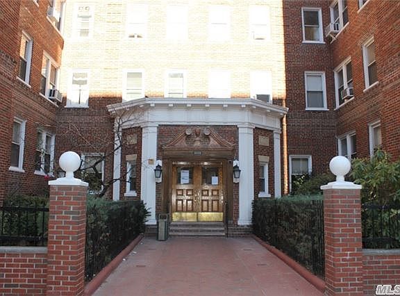 2nd image of 63-109 Saunders Street #A-1