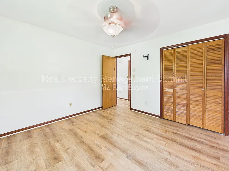 530 Highland Ave — Photo 15