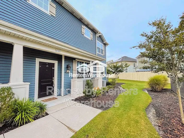 1713 Dresdon Ln — Photo 33