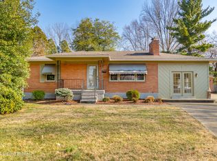 2 Lynn Lea Ct, Shively, KY 40216