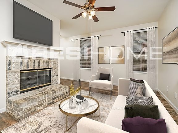 5th image of 210 Piccadilly Cir