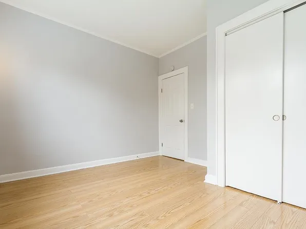 81 East 24th Street image 29 of 40