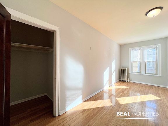 5th image of 4231 N Paulina St #E3