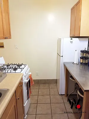 Rented by Warren T Real Estate Corp. | media 52