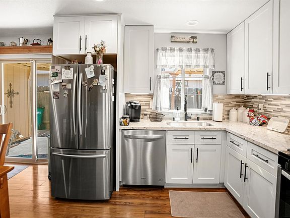 5th image of 3229 Juliet Rd