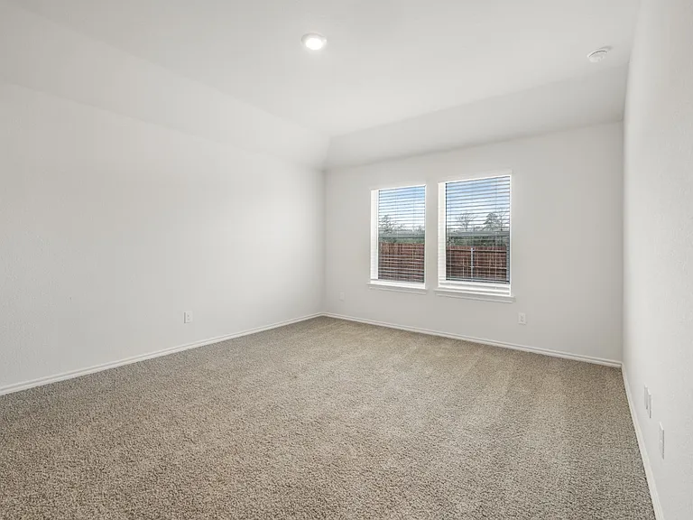 1531 Brooke Dr — Photo 6