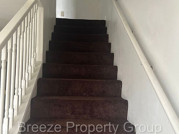 5th image of 521 Nova St