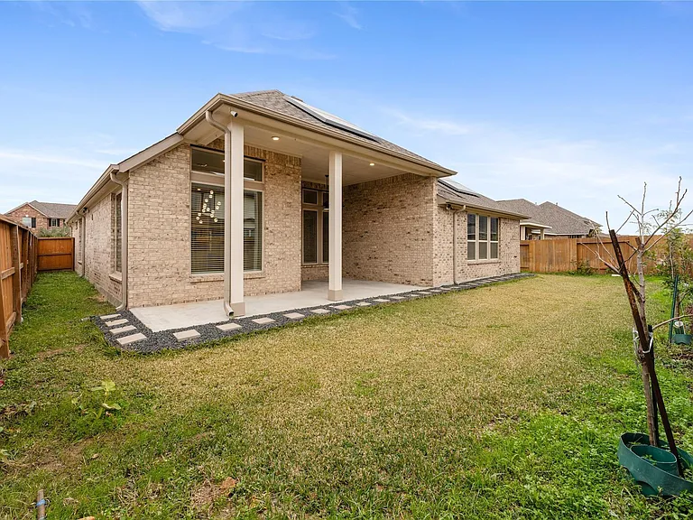 7623 Water Glen Ln — Photo 46