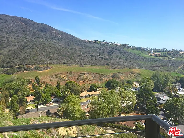 6232 Tapia Dr #A — Photo 24