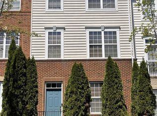 8002 Endzone Way, Landover, MD 20785