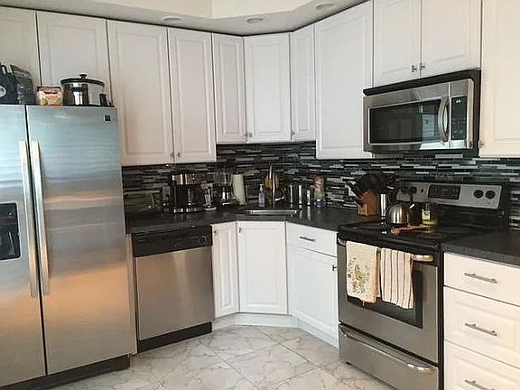 2nd image of 193 Norwood Ave Unit 2